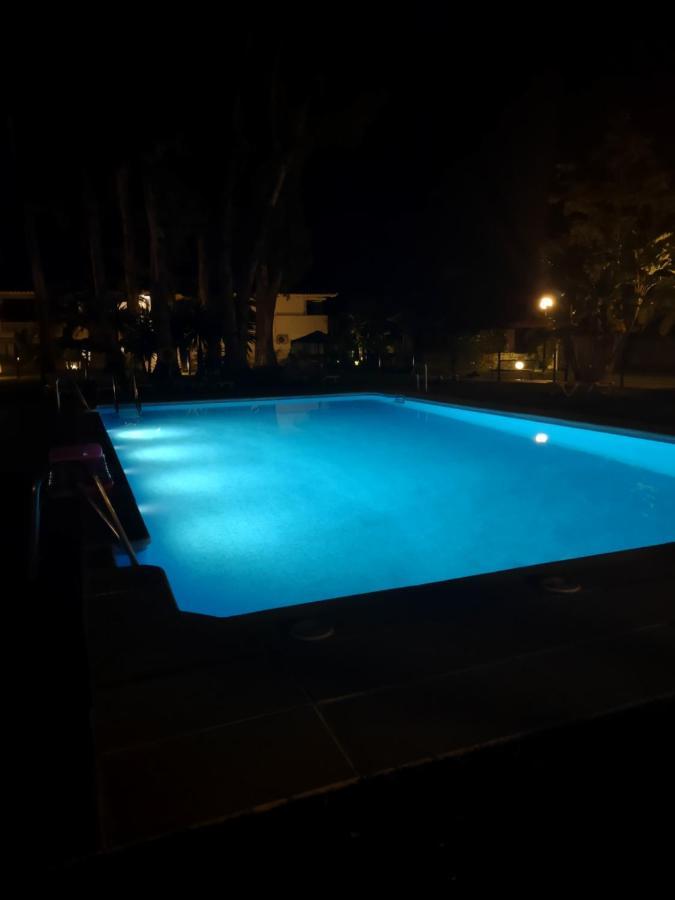 Puerto Banus Apartment Near Beachfront, Sunny Terrace, Pool, Tennis Court, Parking And Movies Projector Marbella Kültér fotó